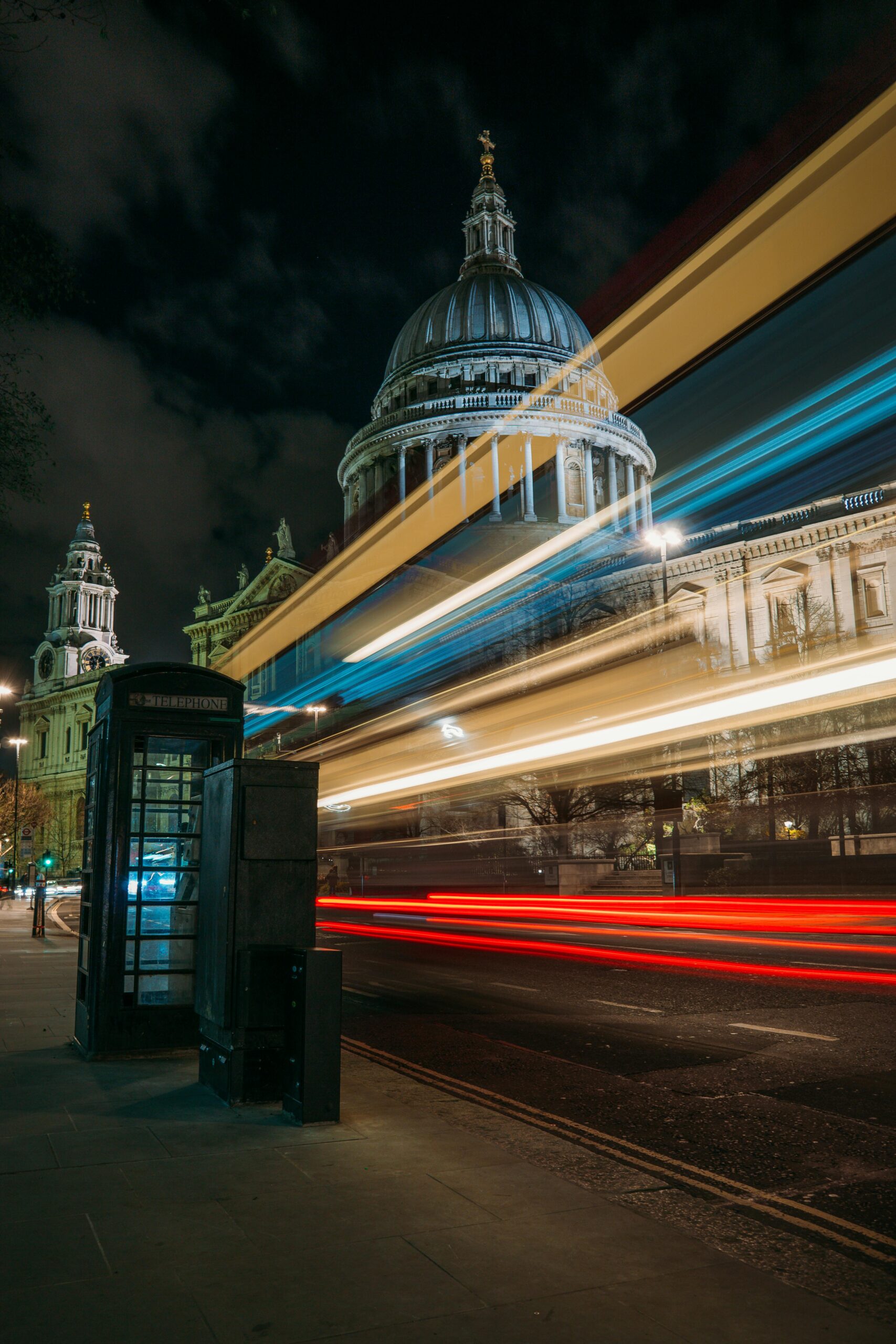 Veilig reizen door Londen bij nacht