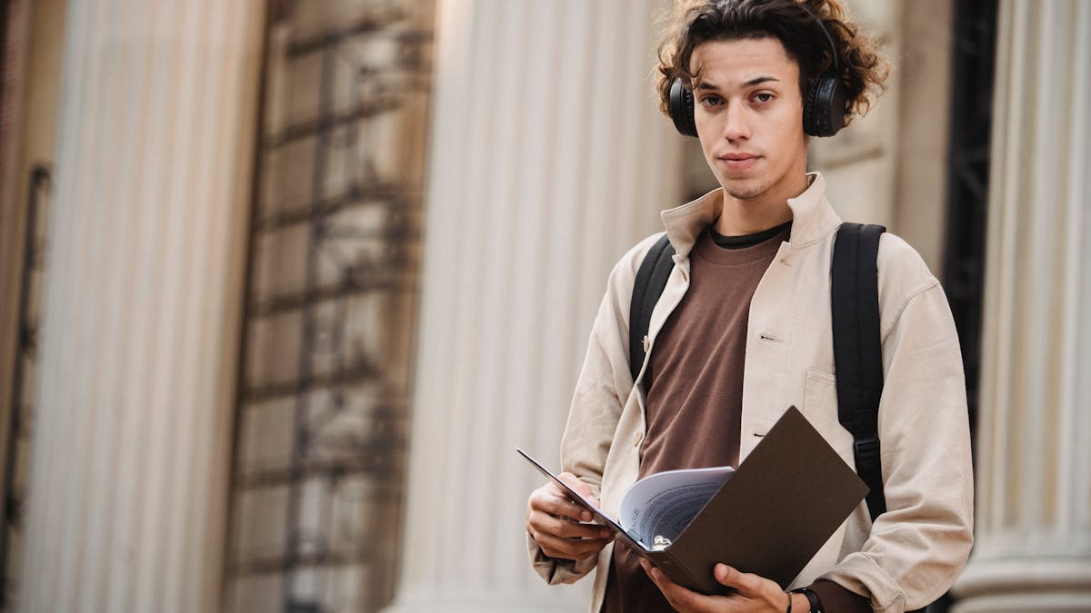 eta uk studeren formulier op een universiteitscampus
