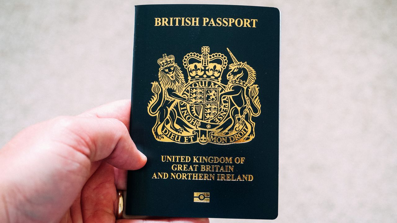Brits paspoort en UK ETA geldigheid controleren voor verloop